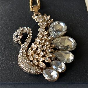 Gorgeous Swan Pendant Necklace in Gold and Silver